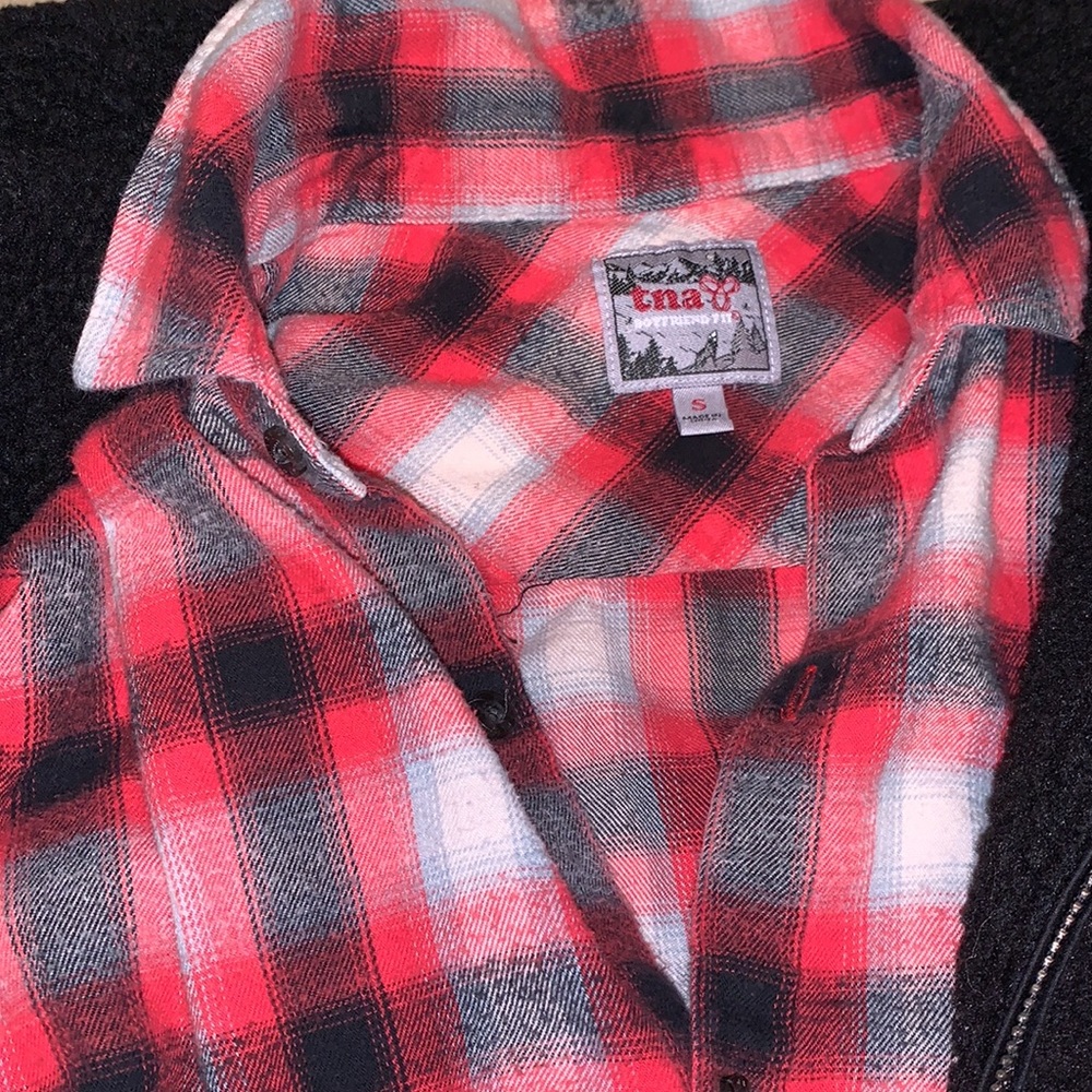 ✨2/$20✨TNA | Grunge brushed cotton flannel shirt